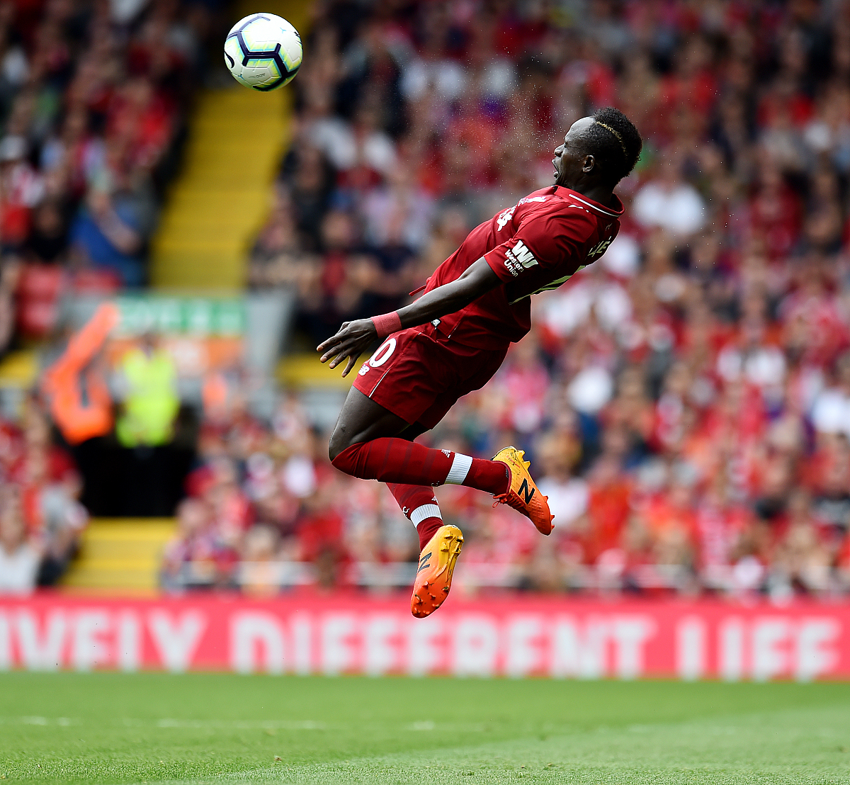 利物浦不断突破！，塔图姆连续十五场比赛得分超过最后时刻胜出热度持续攀升