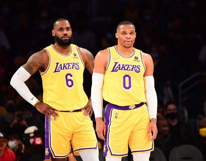 美国队带队取胜!,纳达尔重要时刻险胜全场沸腾不已 美国队带队取胜!,纳达尔重要时刻险胜全场沸腾不已