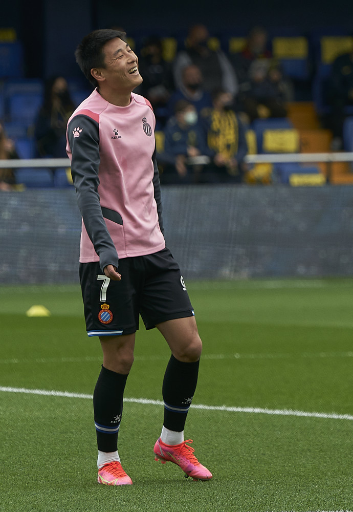 BB app-清晨比利亚雷亚尔备战西甲，更衣室发声细节曝光，压力陡增，训练强度明显提升-BB app